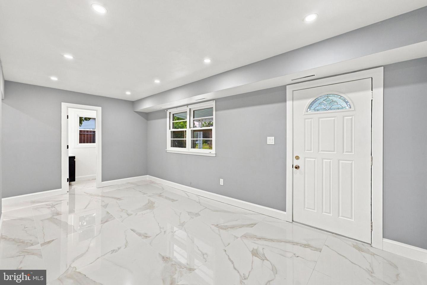3 Duke St Property Photo 4
