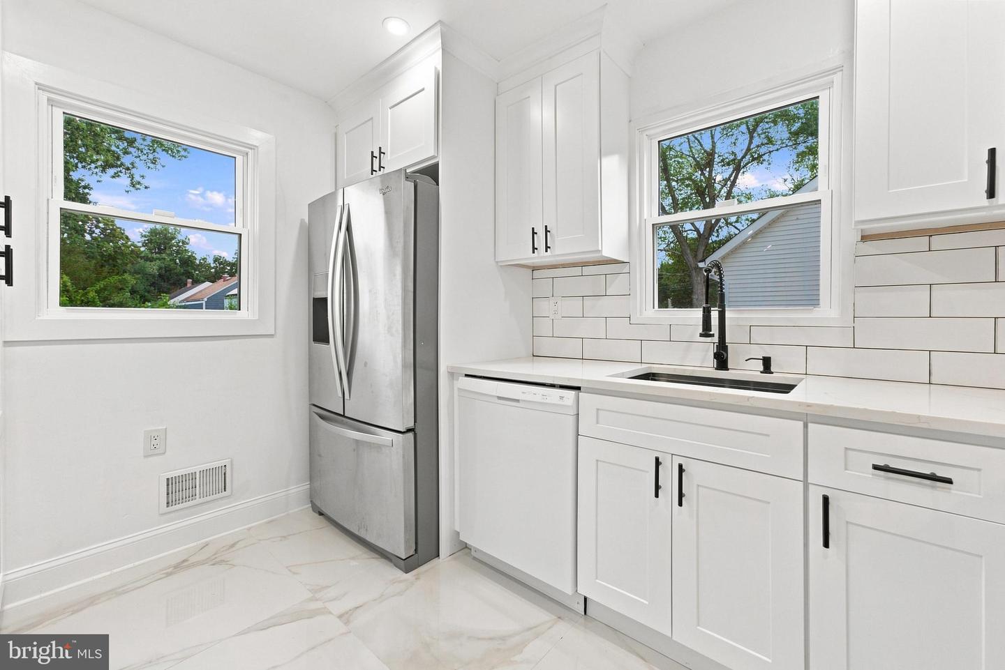 3 Duke St Property Photo 16