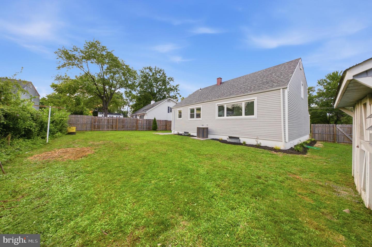 3 Duke St Property Photo 25