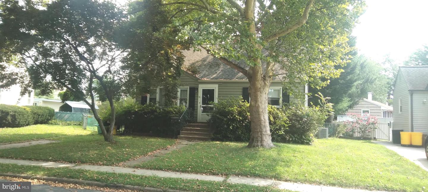 30 Kenwood Ter Property Photo 1