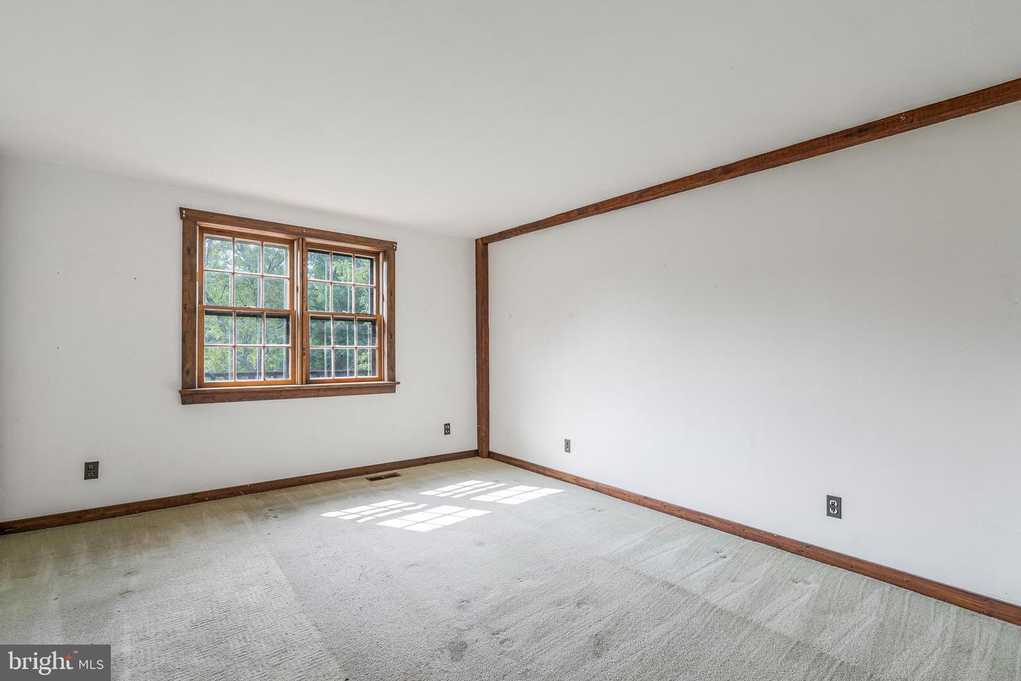 1570 Harbourton Rocktown Rd Property Photo 17