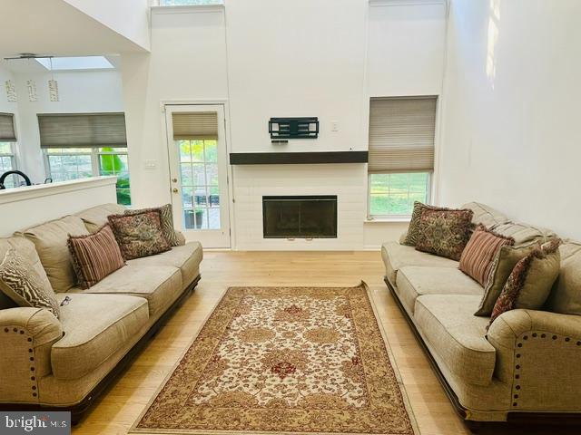 33 Brownstone Rd Property Photo 2