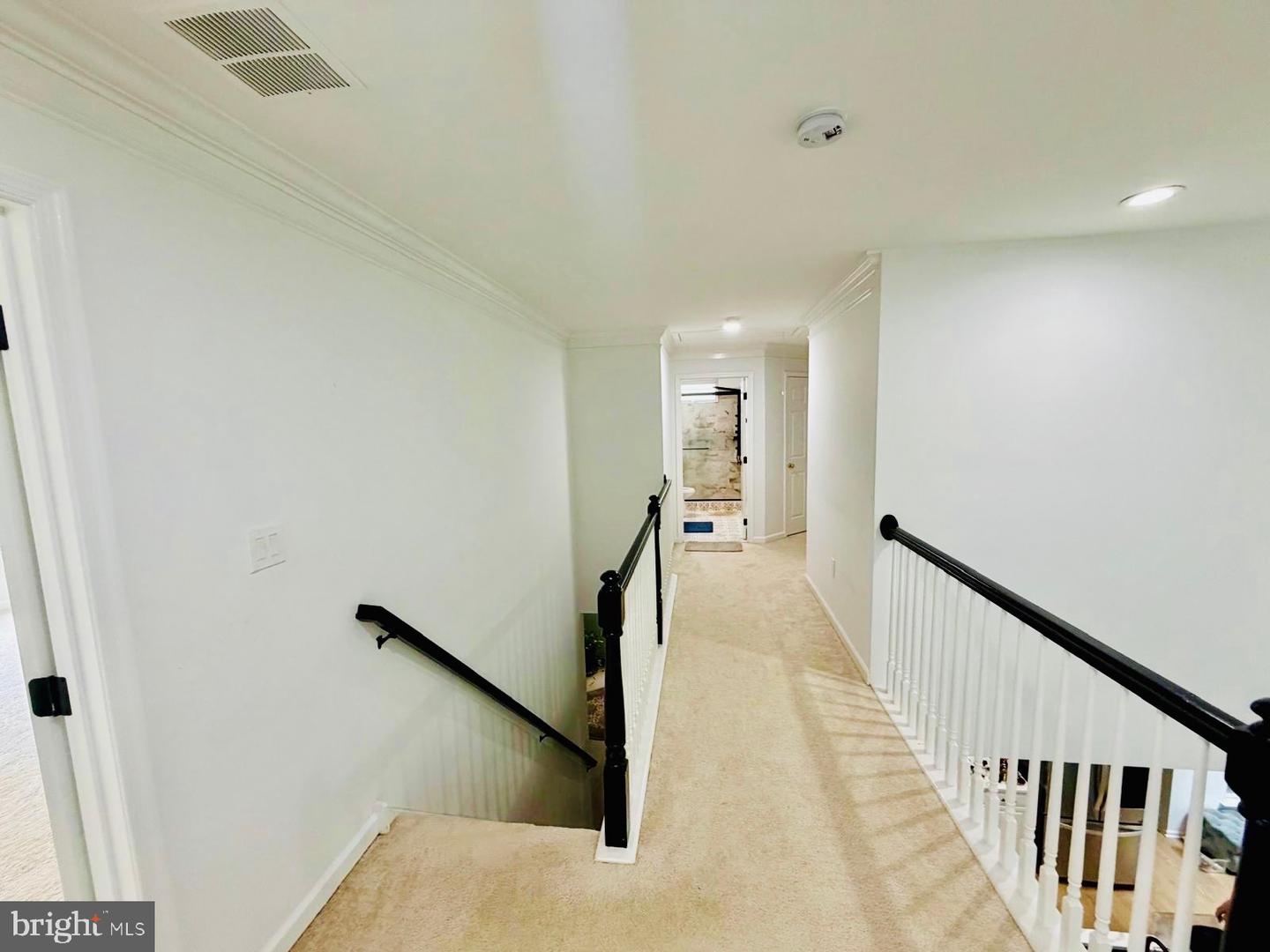 33 Brownstone Rd Property Photo 10