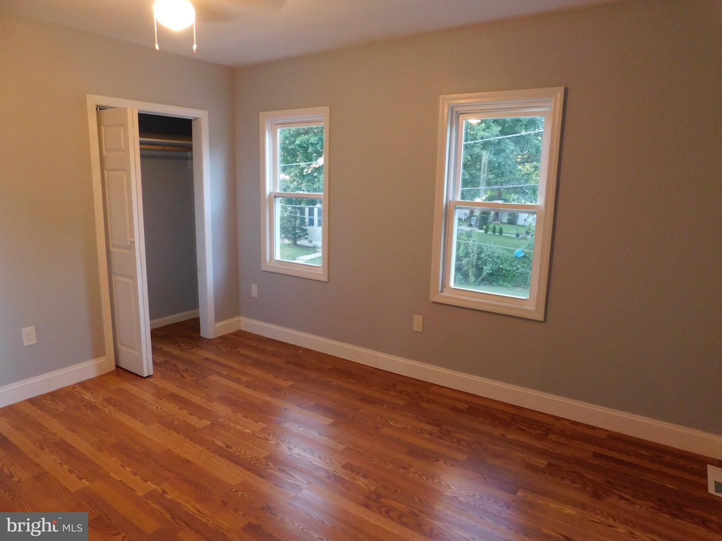 117 Dickinson Ave Property Photo 8