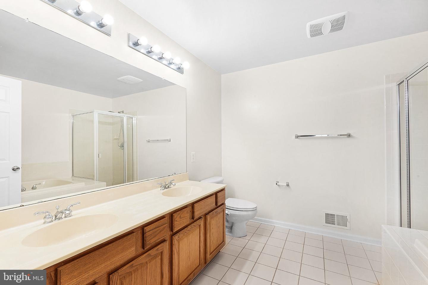 99 Warwick Rd Property Photo 18