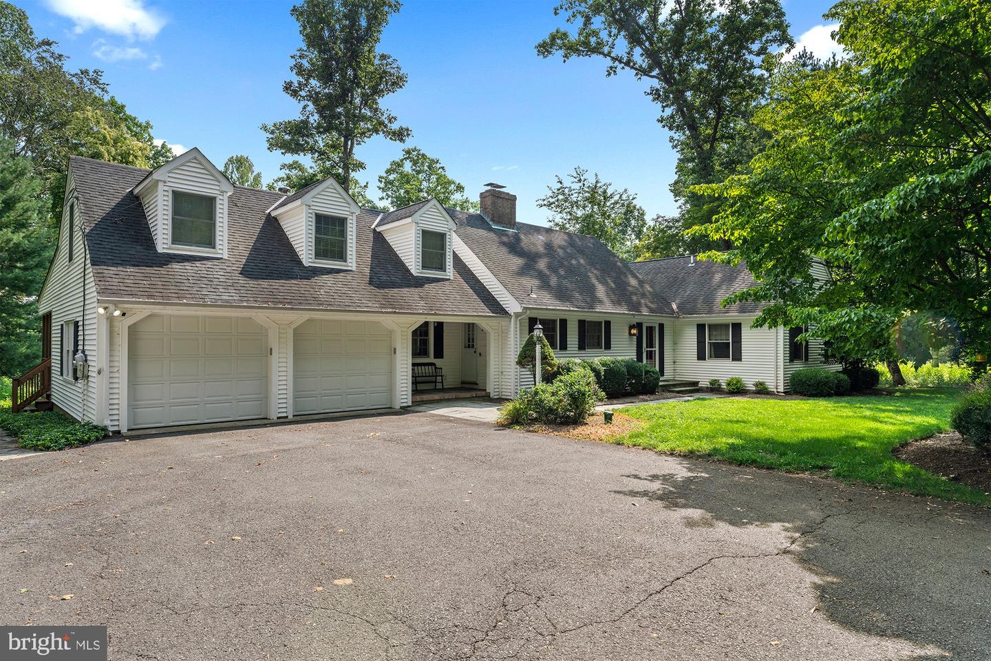 42 Harbourton Woodsville Property Photo 1
