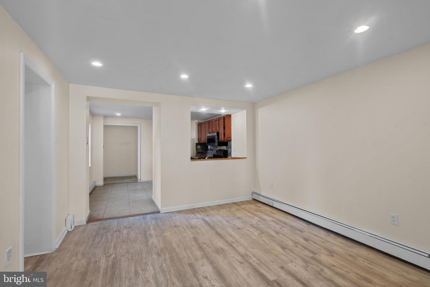 229 Parkinson Property Photo 13