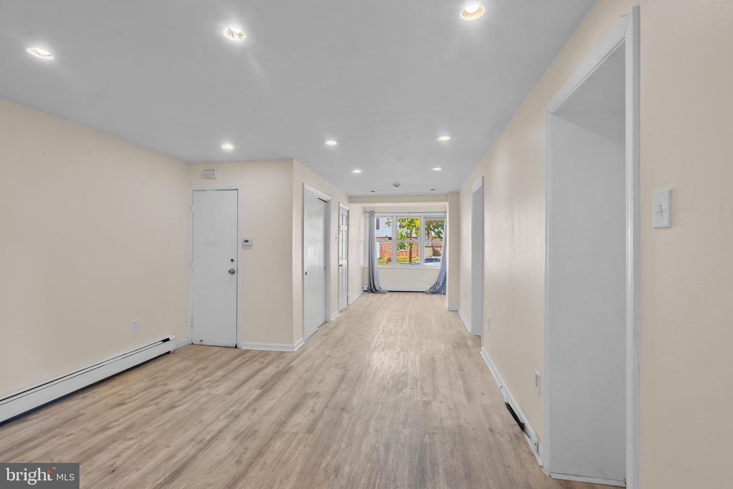 229 Parkinson Property Photo 15