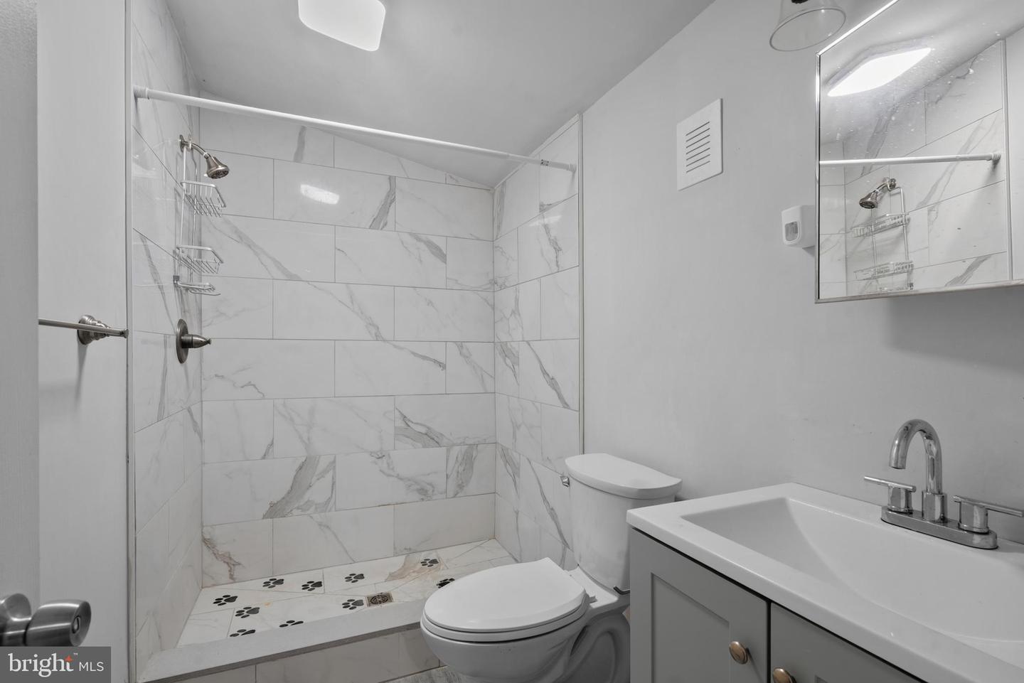 229 Parkinson Property Photo 20
