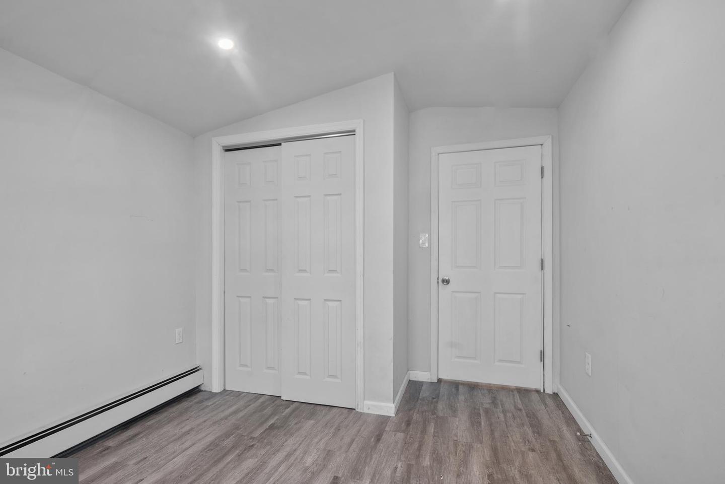 229 Parkinson Property Photo 30