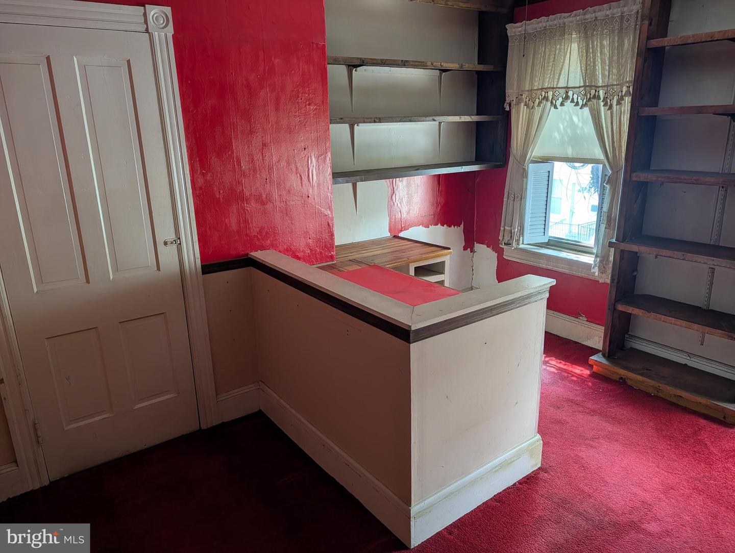8 Jersey St Property Photo 16
