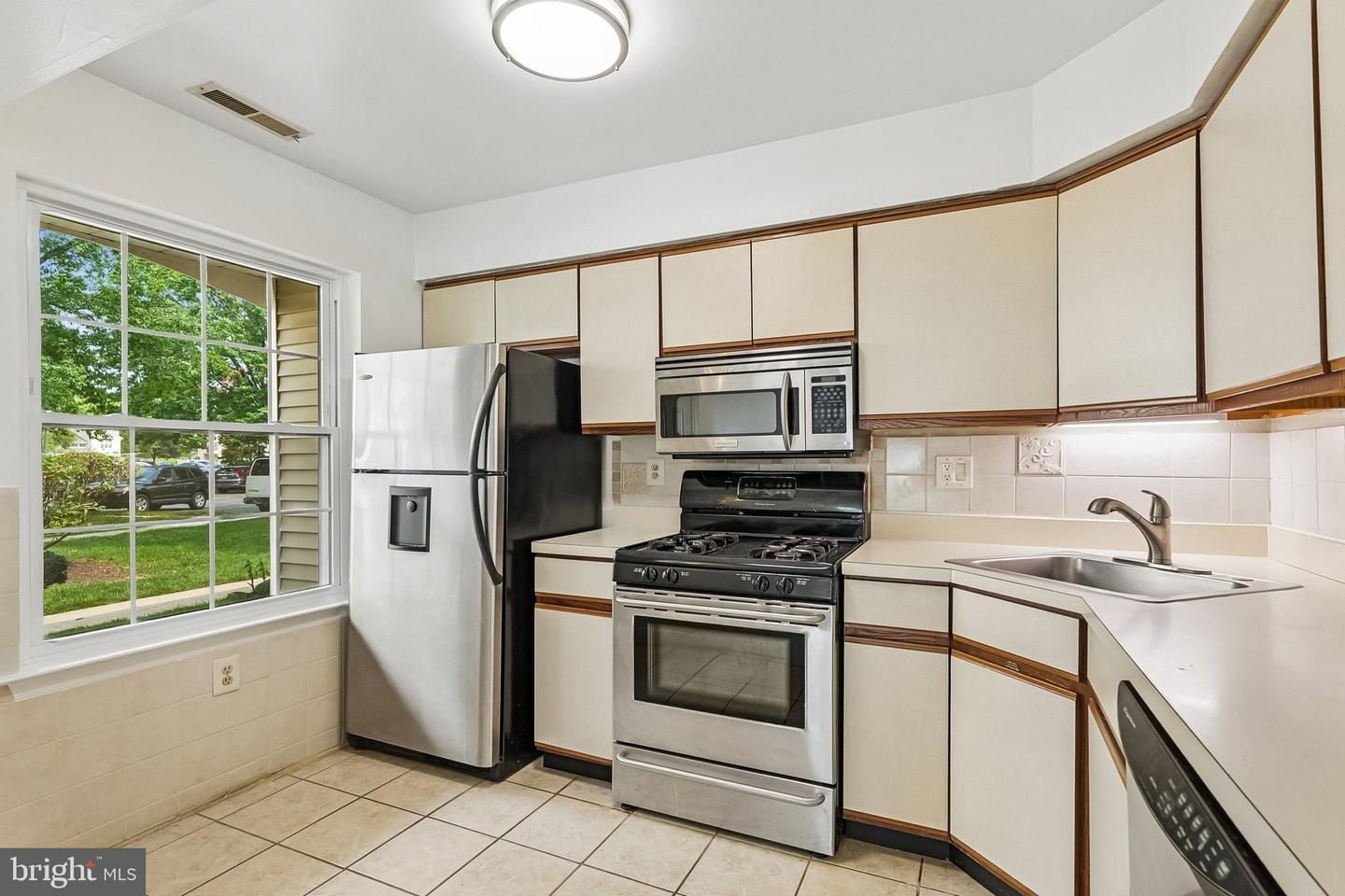 70 Mill Run W #70 Property Photo 29