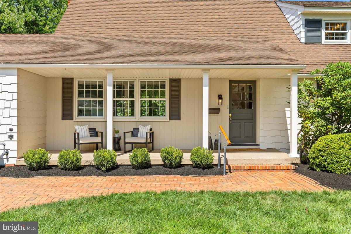 144 Sycamore Rd Property Photo 2