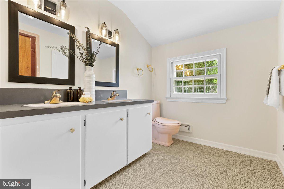 144 Sycamore Rd Property Photo 24