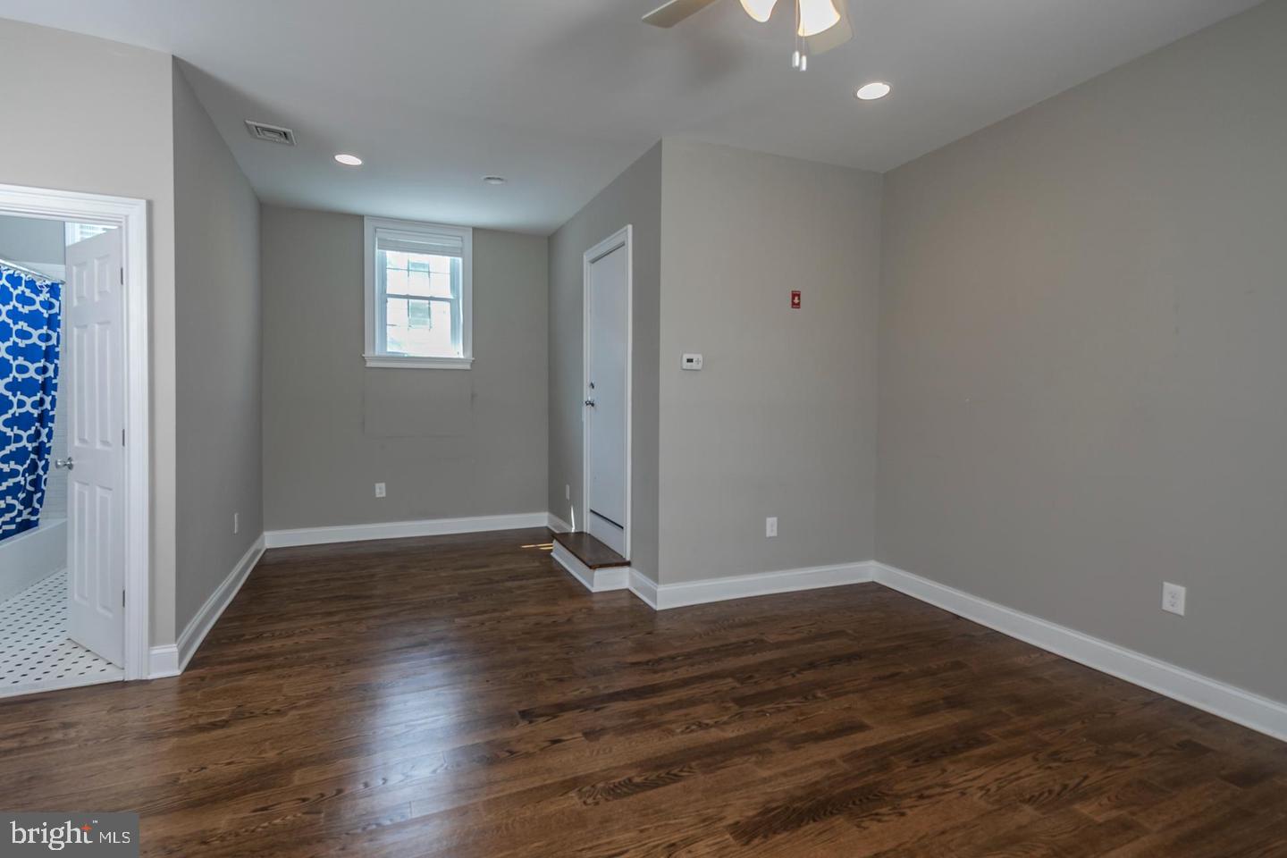 NJME2082458 Property Photo 11