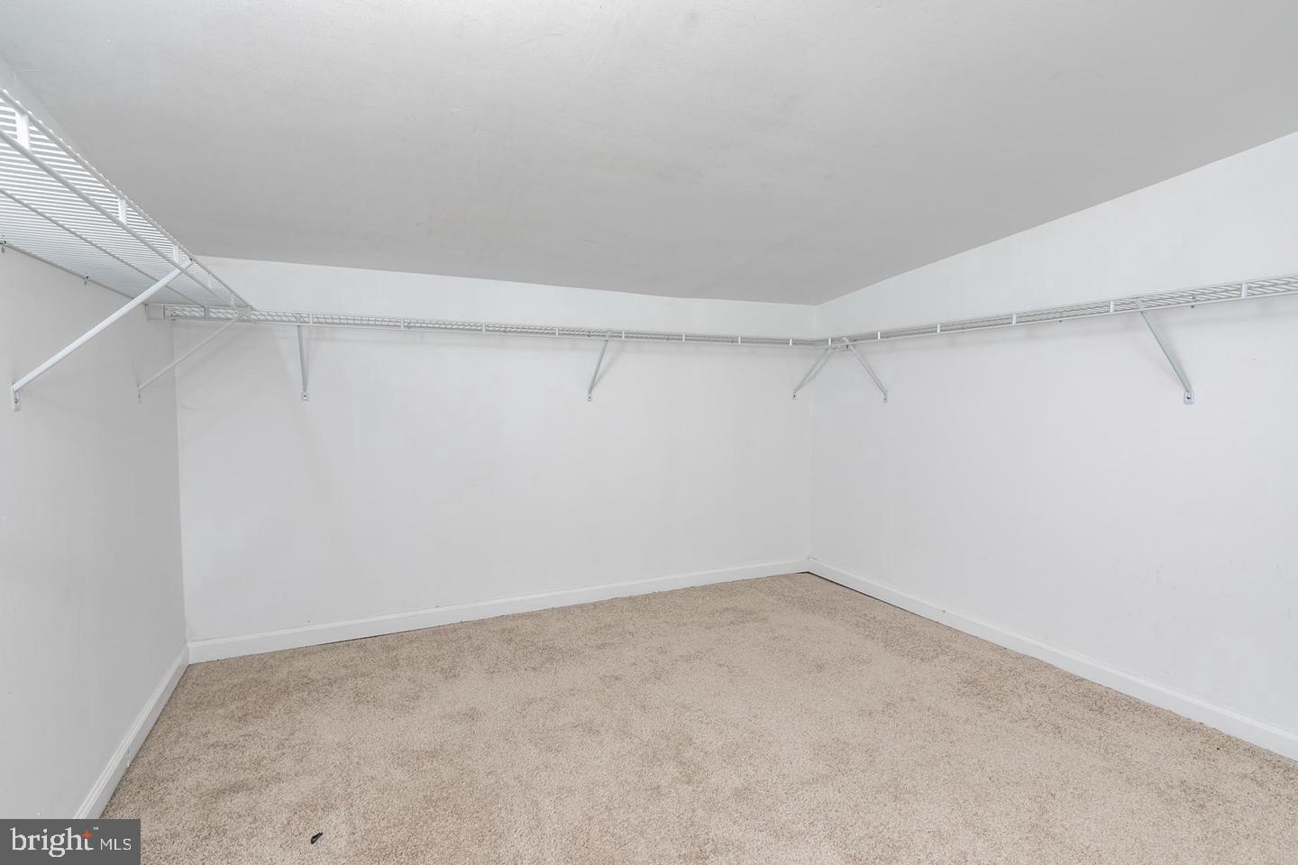 NJME2082458 Property Photo 13