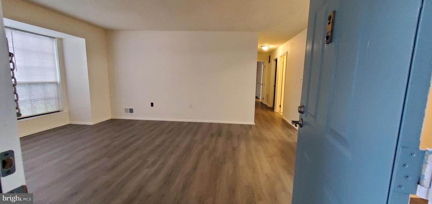 2 Feiler Ct Property Photo 3