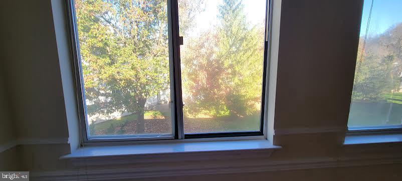 82 Chatham Ct Property Photo 10