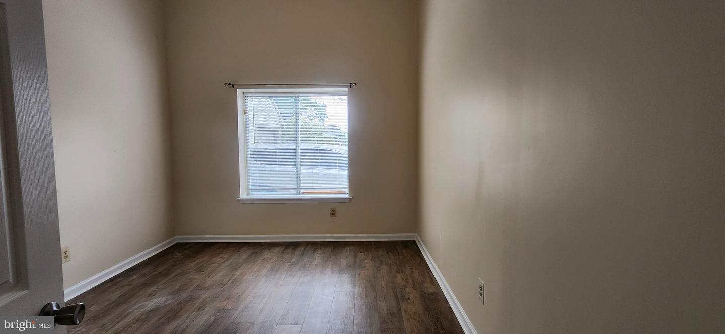 82 Chatham Ct Property Photo 18