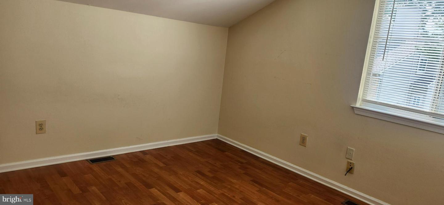 82 Chatham Ct Property Photo 40