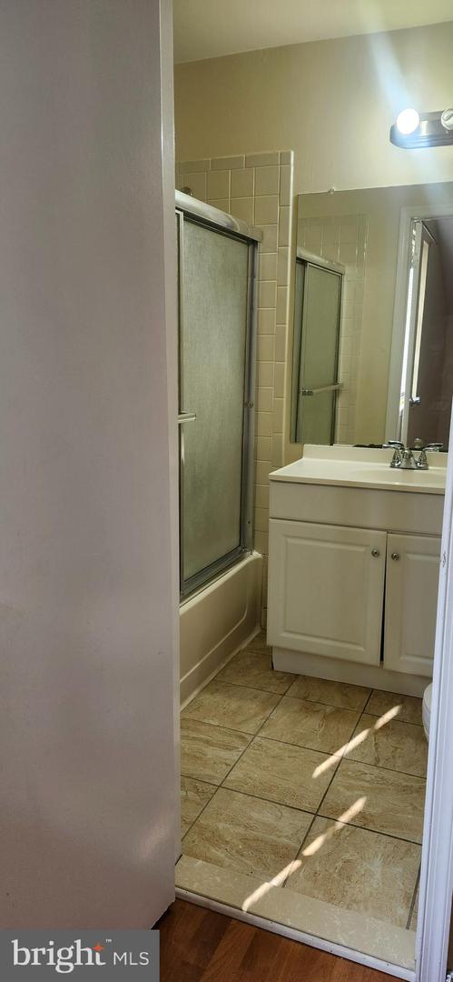 82 Chatham Ct Property Photo 43