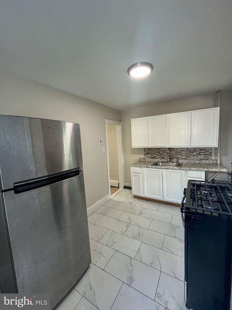 262 Lafayette Ave #2 Property Photo 3