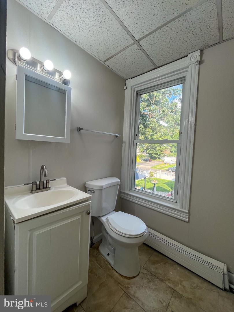 262 Lafayette Ave #2 Property Photo 6
