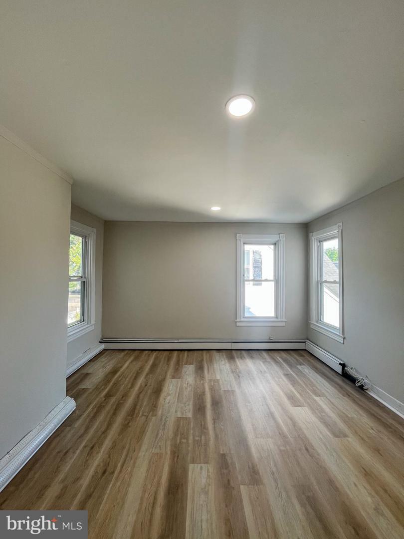 262 Lafayette Ave #2 Property Photo 7