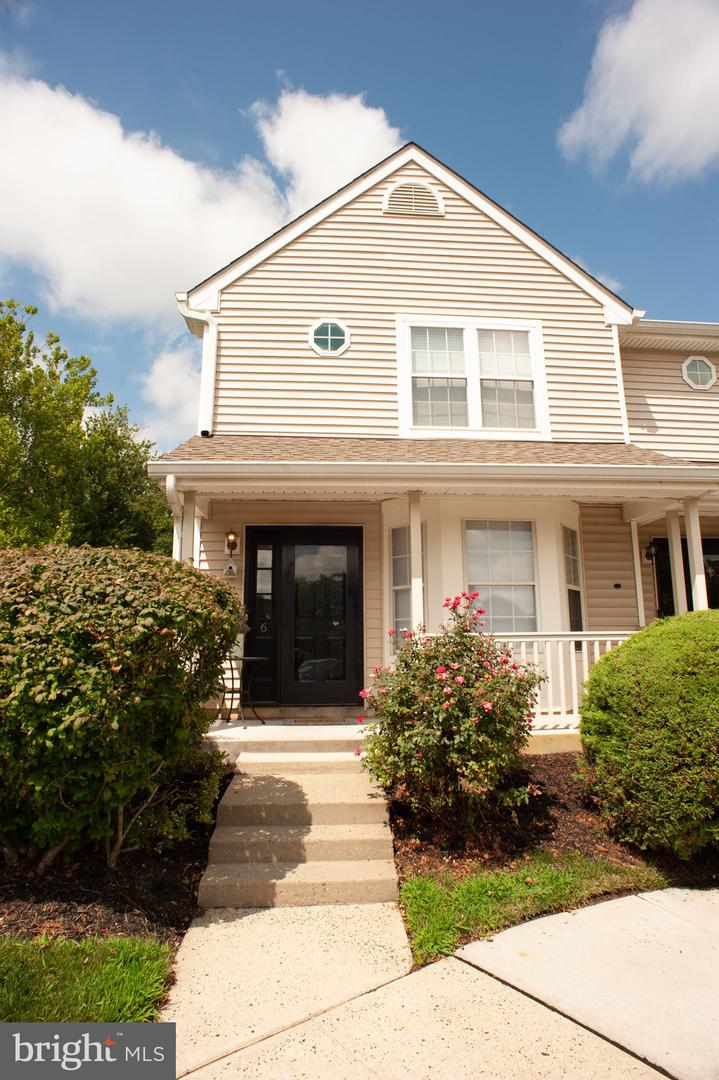 6 Wellington Property Photo 3