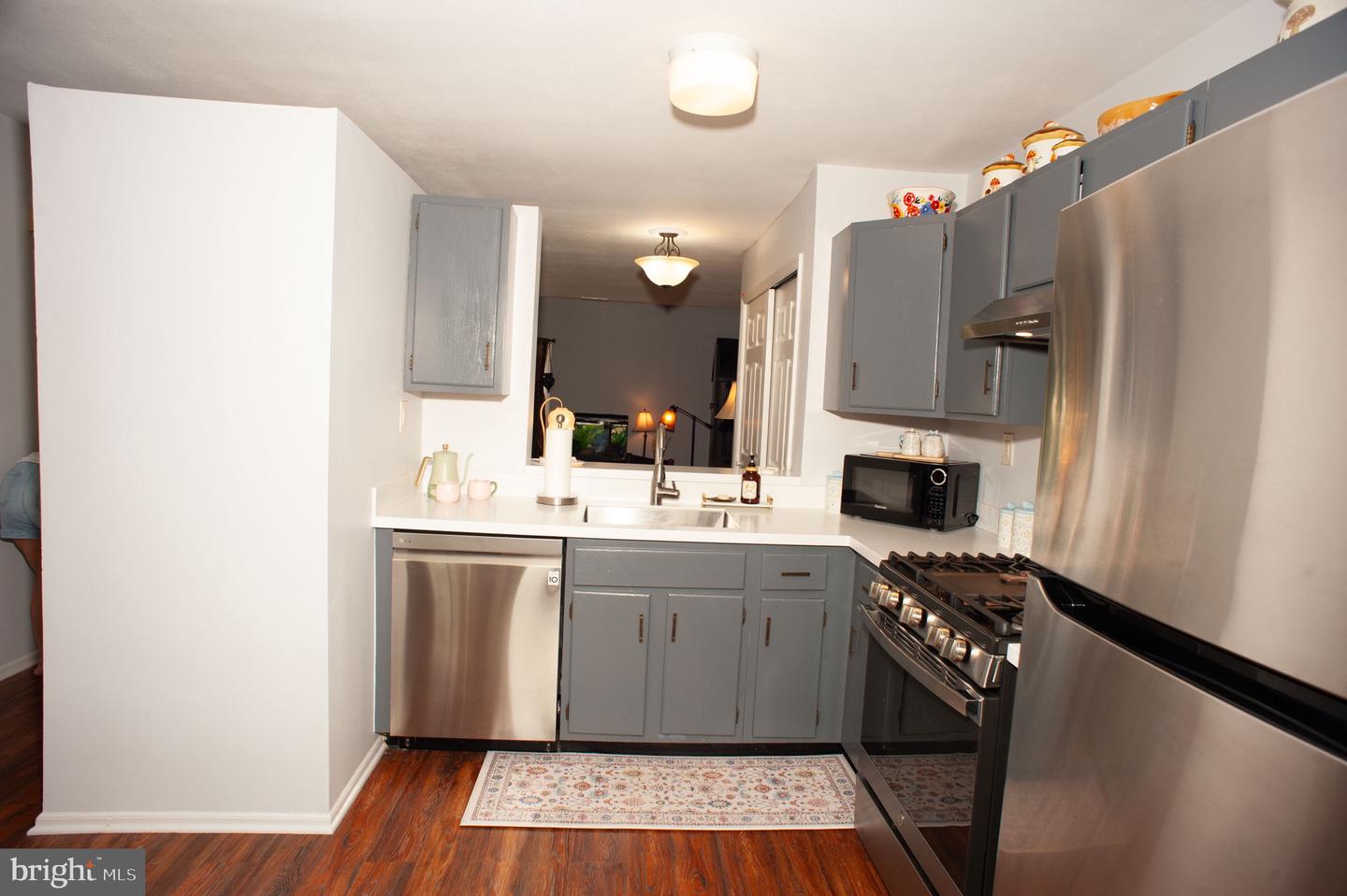 6 Wellington Property Photo 17