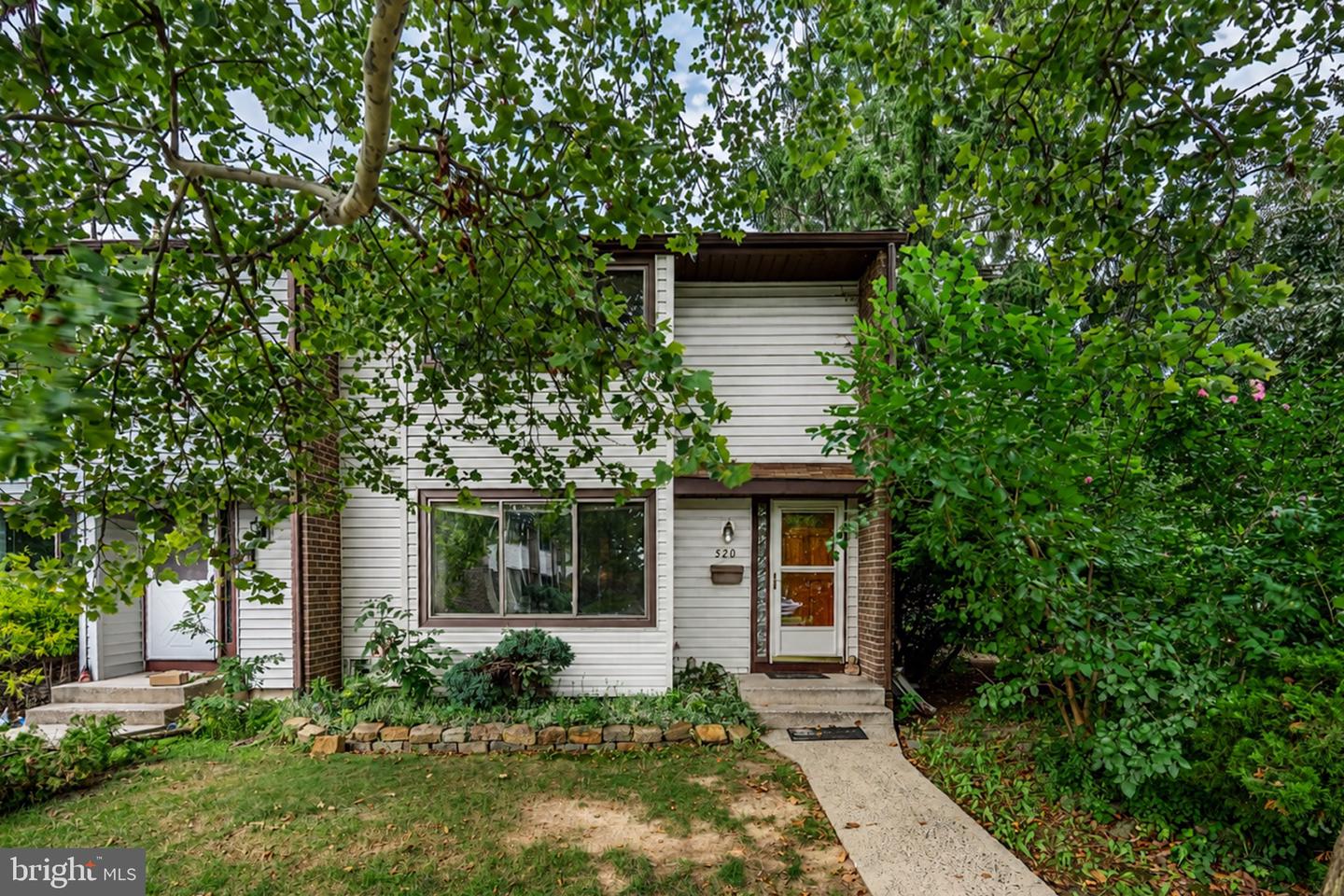520 Madison Property Photo 1