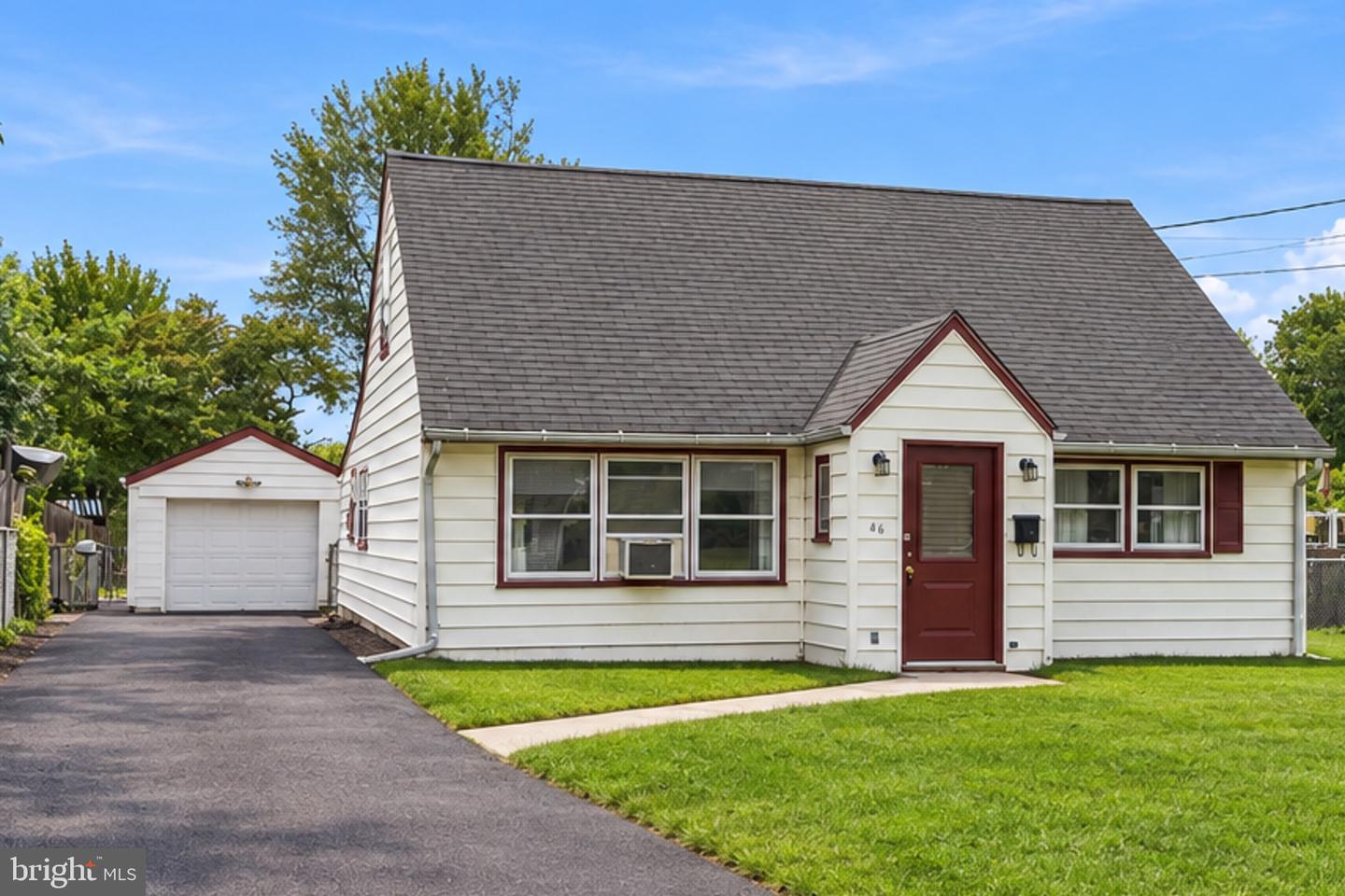 46 Dunmore Ave Property Photo 4
