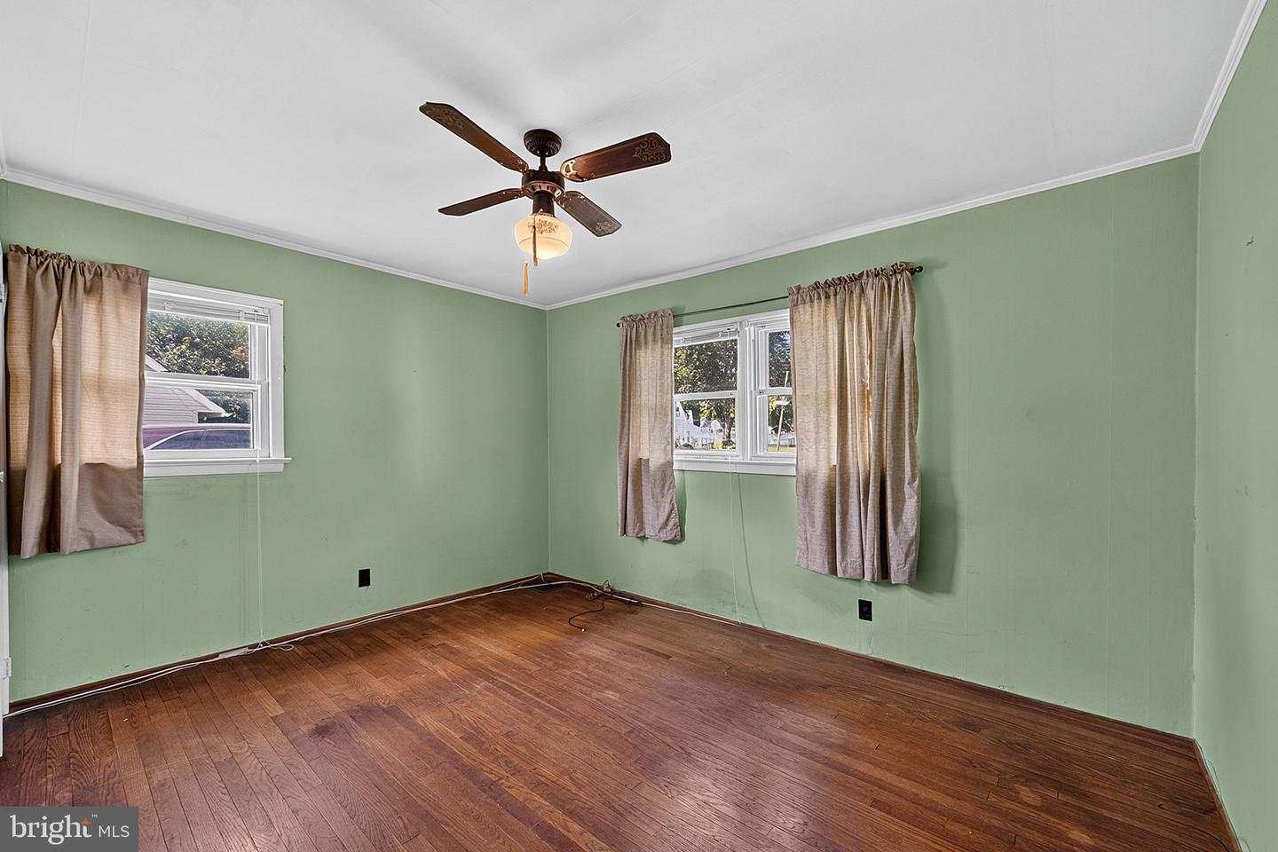 46 Dunmore Ave Property Photo 12
