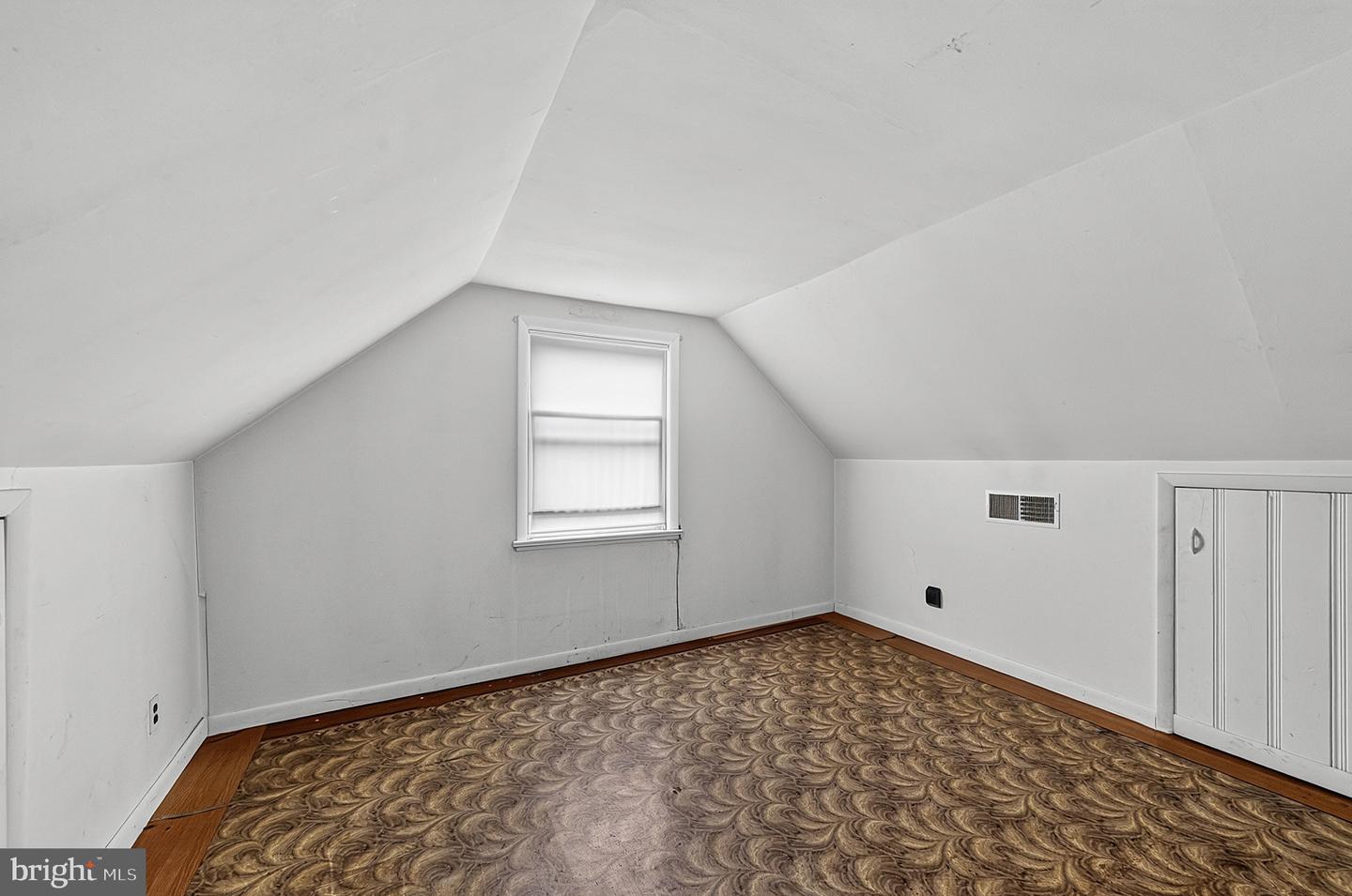 46 Dunmore Ave Property Photo 20