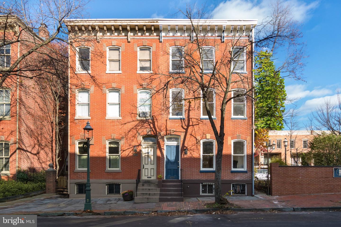 156 Mercer St Property Photo 1