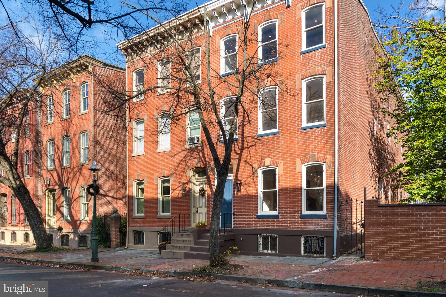 156 Mercer St Property Photo 2
