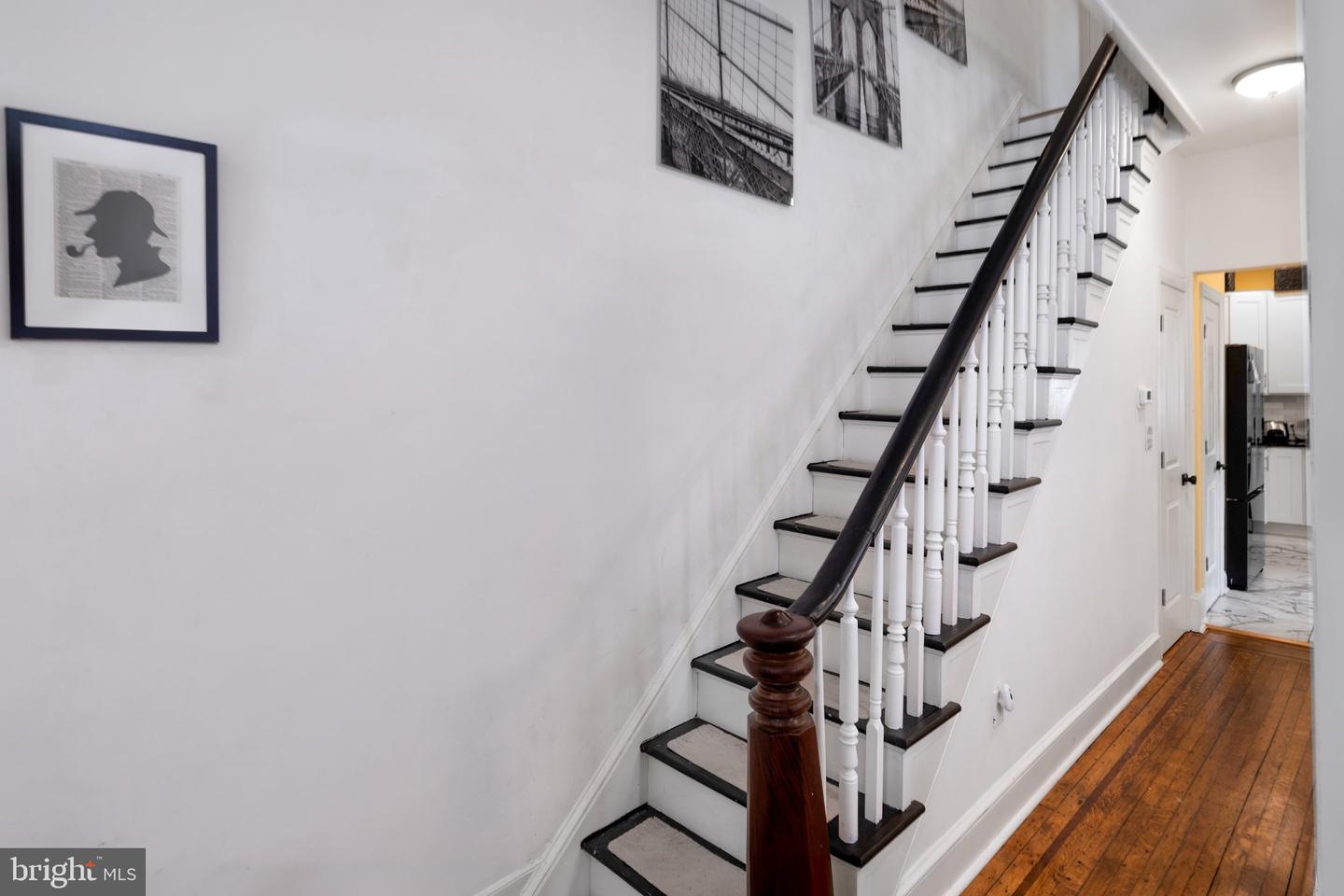 156 Mercer St Property Photo 12