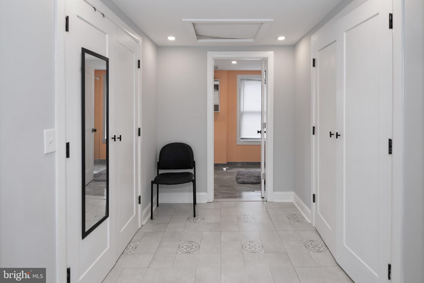 156 Mercer St Property Photo 17