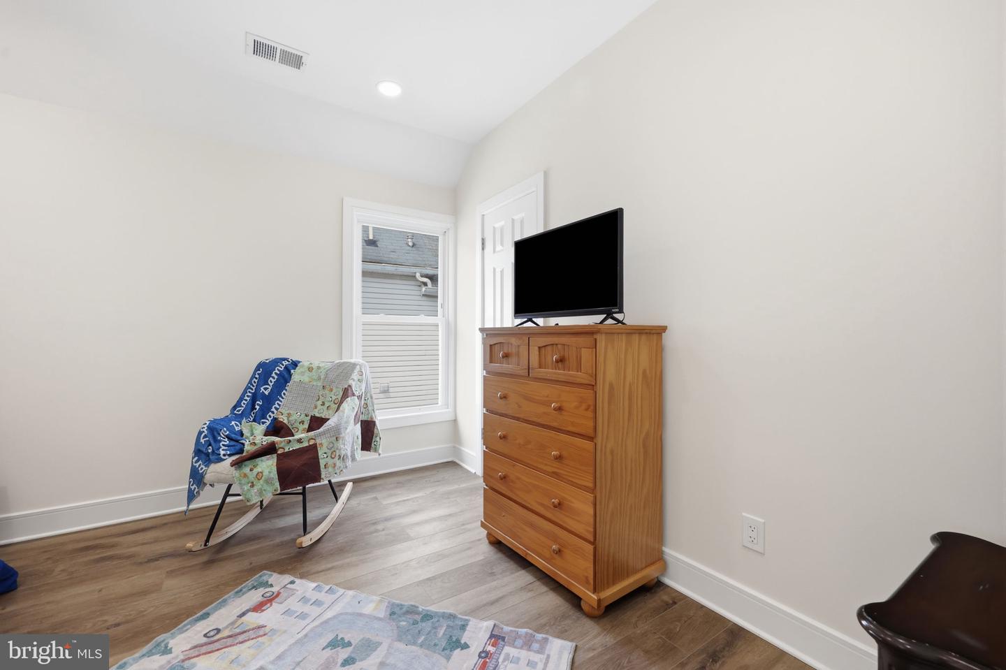 104 1st Ave Property Photo 13