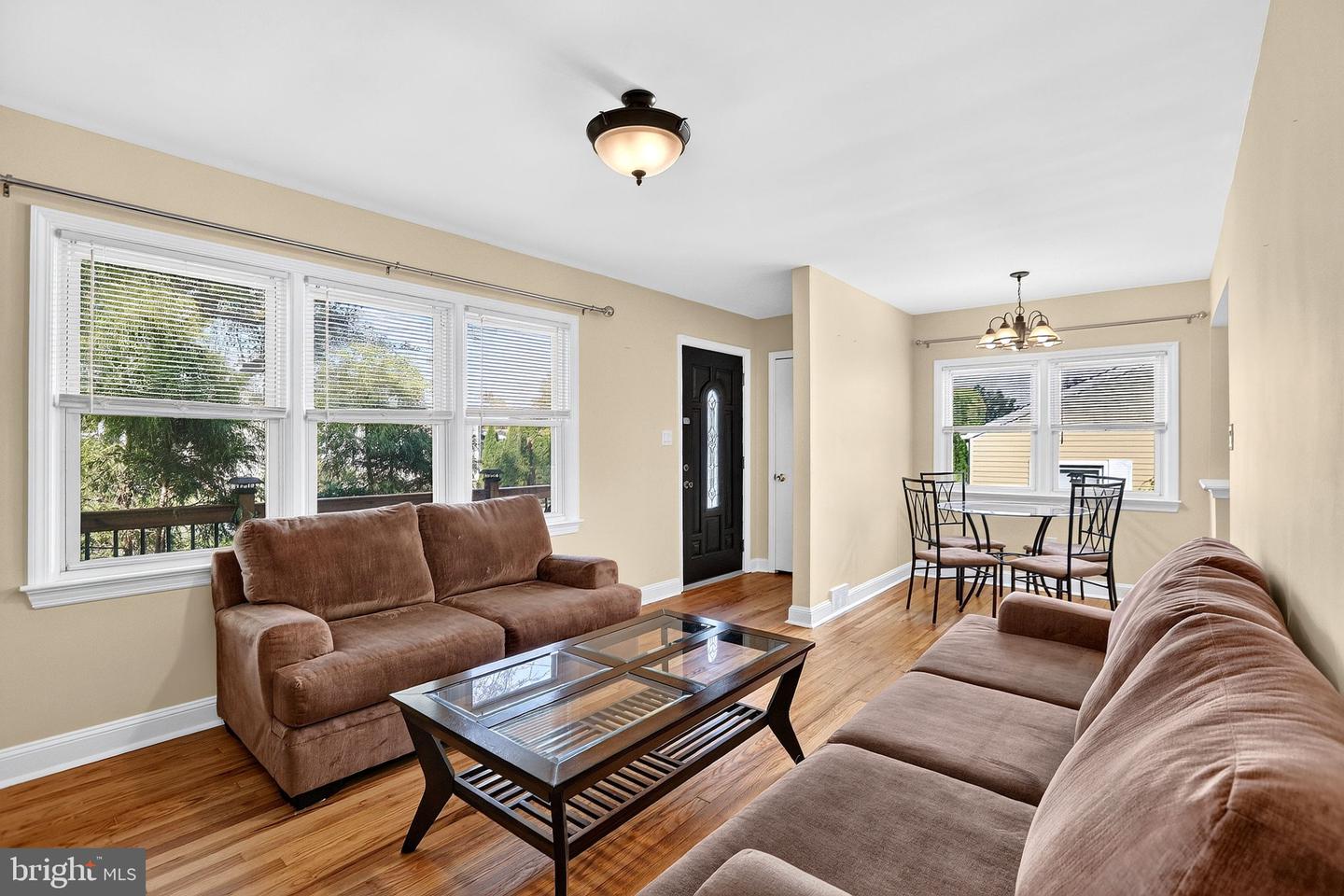 6 Conover Ave Property Photo 10