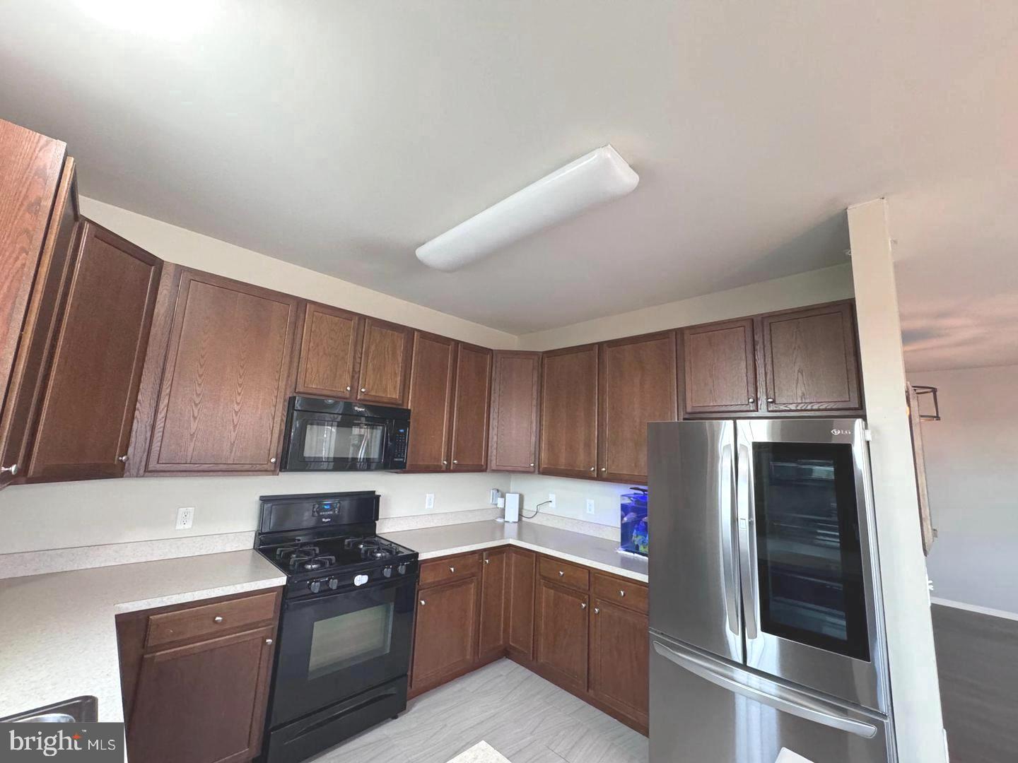 638 Timberlake Dr Property Photo 1
