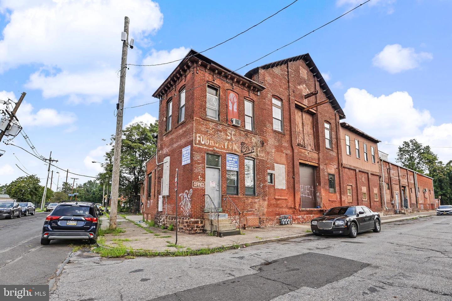 2 Pearl St #b Property Photo 1