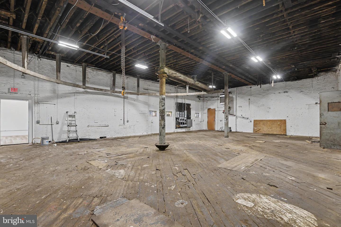 2 Pearl St #b Property Photo 11