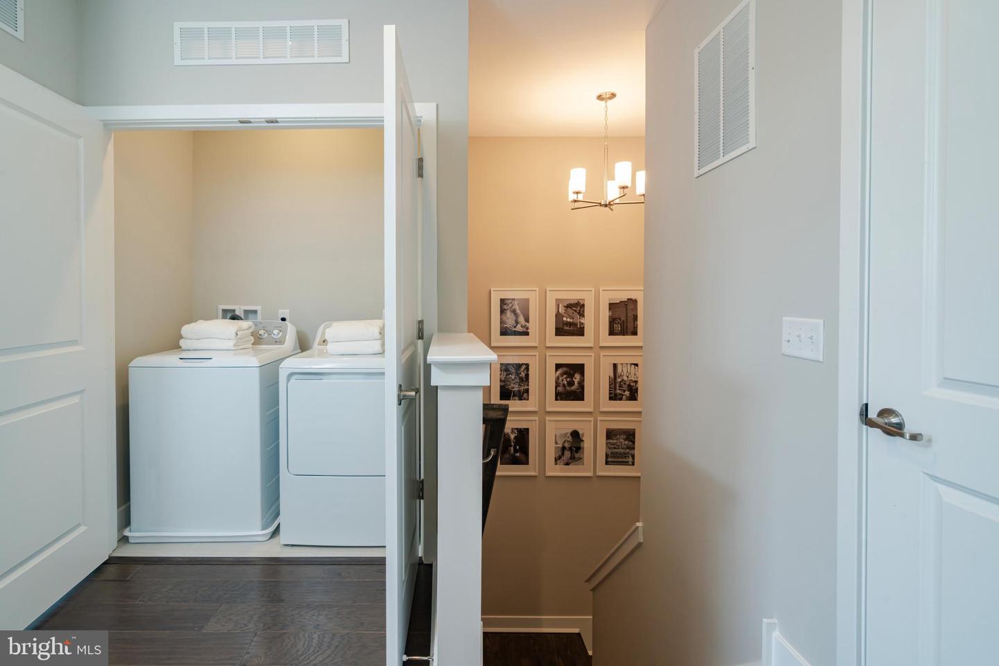 334 Cora Bergen Blvd Property Photo 14