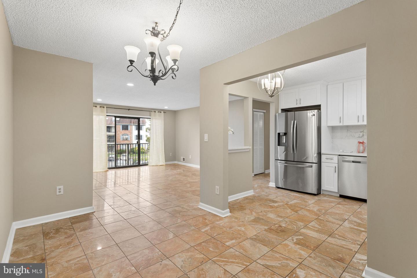 10 Voscek Ct Property Photo 7