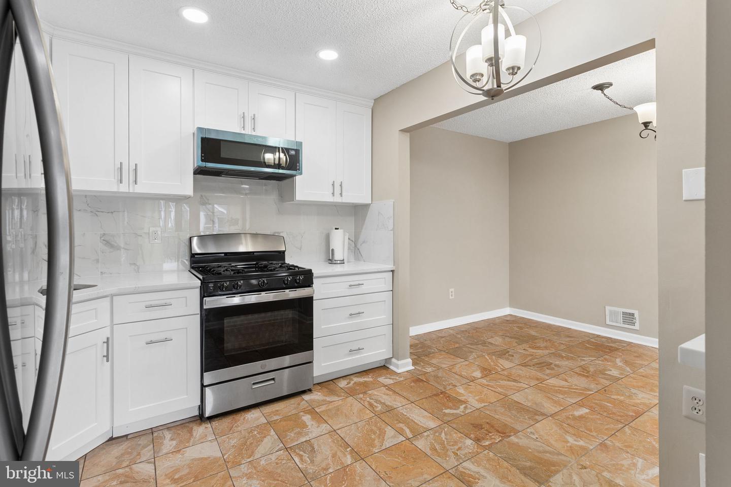 10 Voscek Ct Property Photo 9