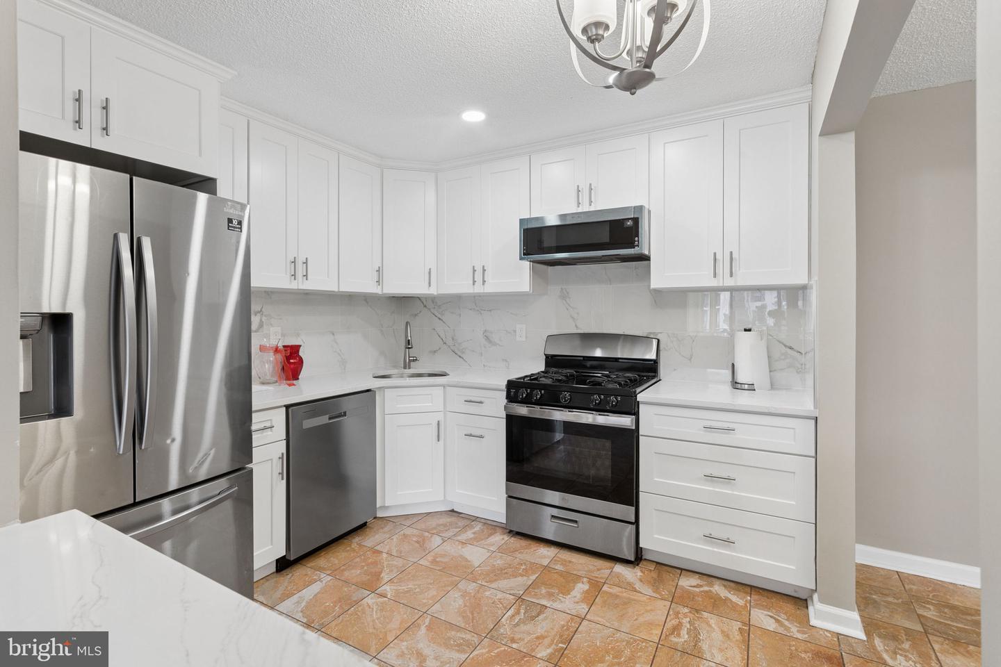 10 Voscek Ct Property Photo 10