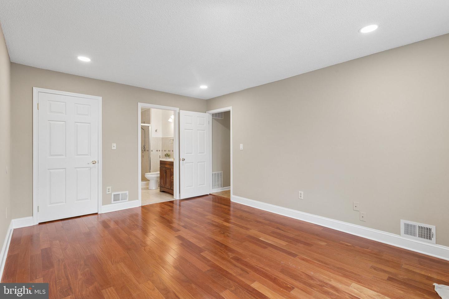 10 Voscek Ct Property Photo 16