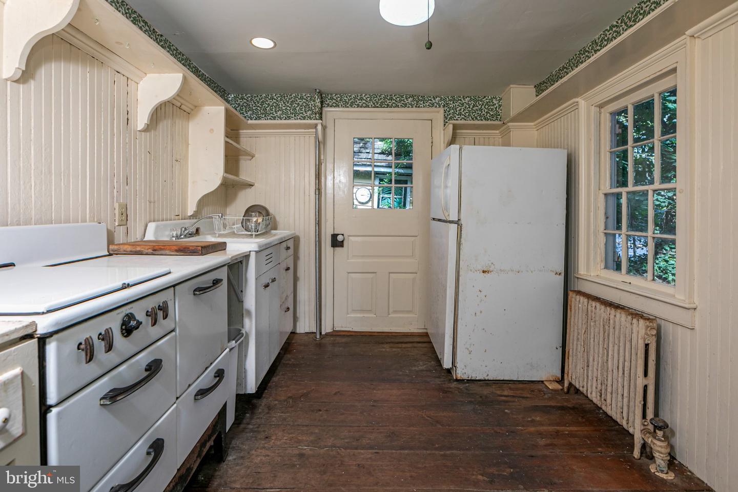 NJME2082832 Property Photo 13