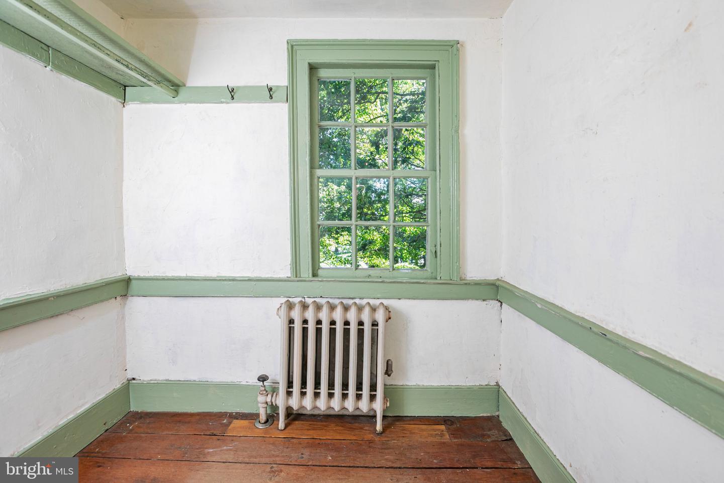 NJME2082832 Property Photo 23